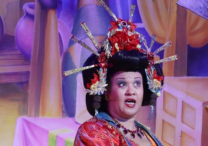 The Empress (Debra Michaels), Aladdin (Lee Mead), Wishee Washee (Joe Pasquale) and David Robbins (Widow Twanky) are in full flow in the comical 'If I Were Not Upon The Stage' routine.
